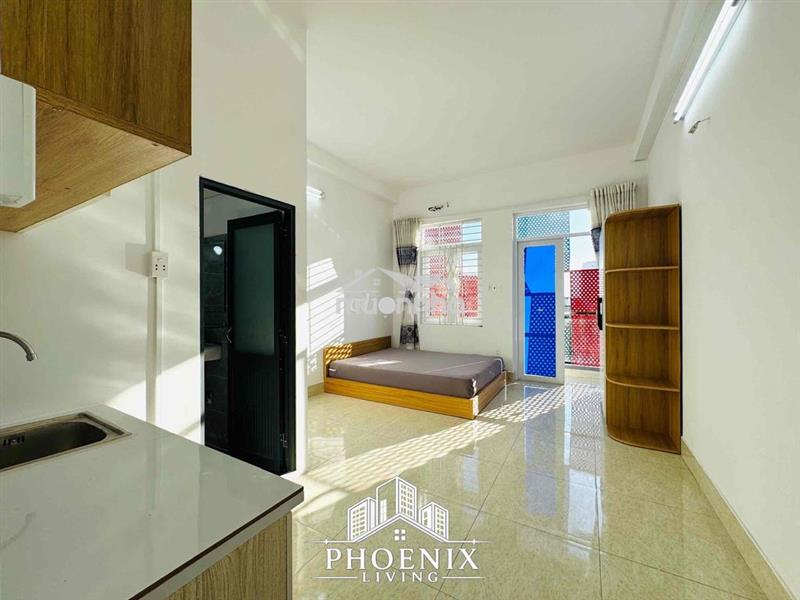 Studio ban công đầy đủ nội thất ngay lê văn khương