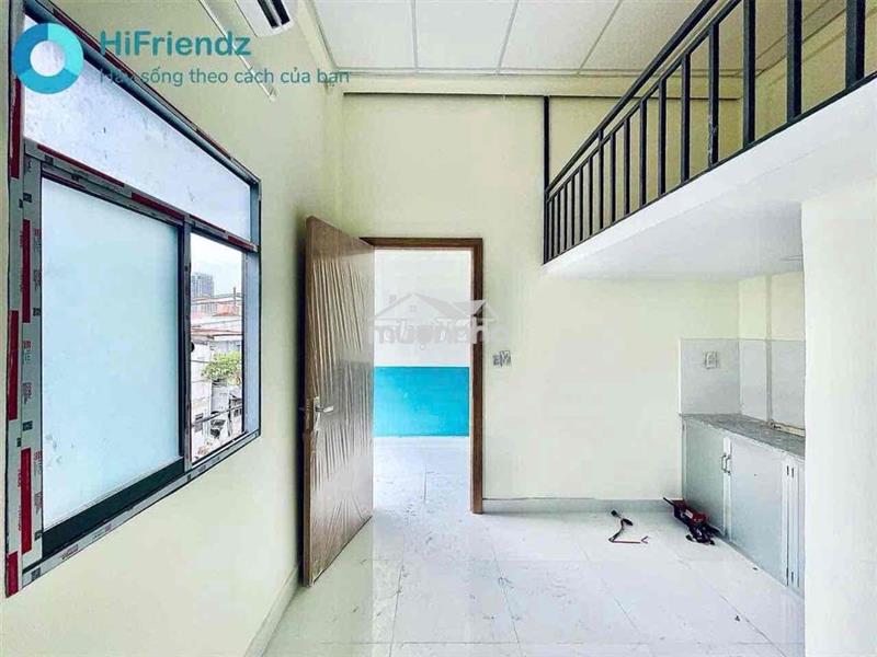 Cho thuê phòng trọ giá rẻ nhận 4 người 4xe gác cao - ngay cầu kinh