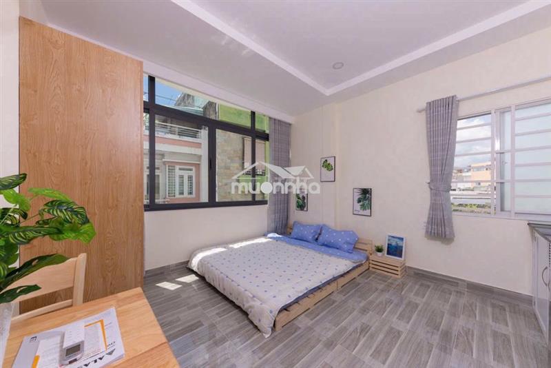 Cho thuê studio cửa sổ lớn bùi đình túy
