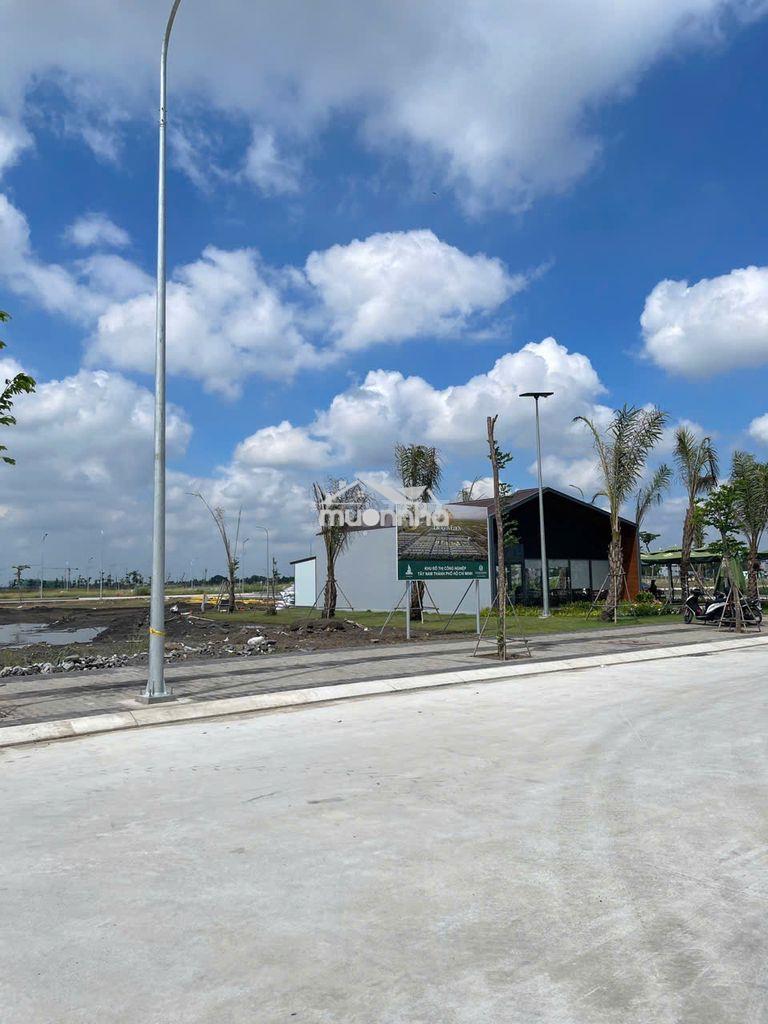 Bán 180m2 đất shr mặt tiền đường 18m, kế tttm 1.8ha