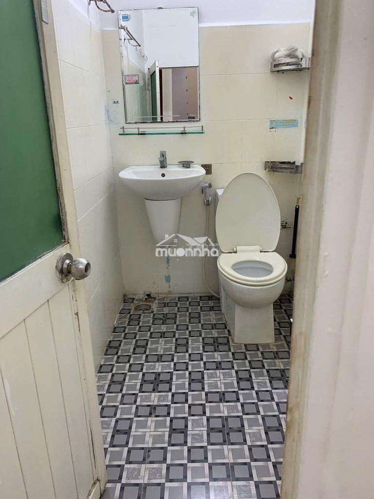 Cho thuê nhà đường hoàng hoa thám - p13 tân bình : 6 x 9 đúc 3 tâm : - 2