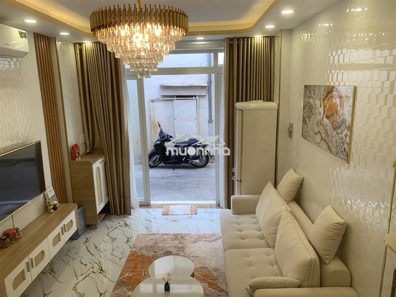 Bán nhà cách mạng tháng 8 gần đưởng phạm văn hai
