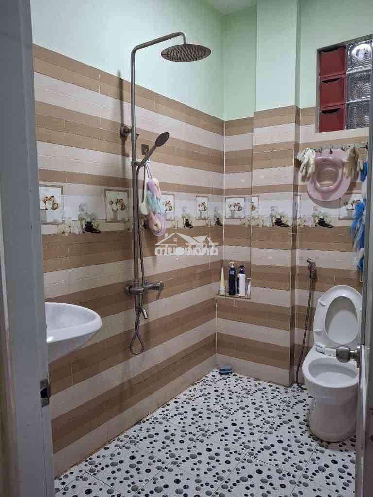 Đường 18b - mã lò - 4tầng - full nội thất - 4pn - hẻm xe tải - 12tr - 4