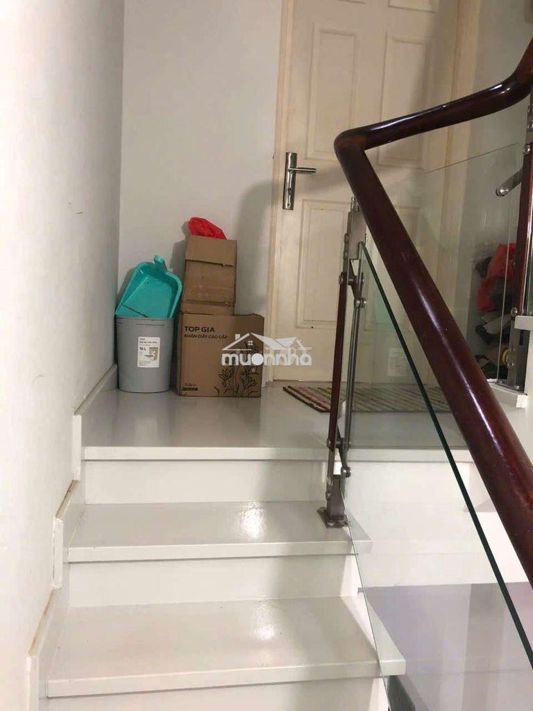 Cho thuê phòng quận 3 -nội thất cơ bản- vị trí trung tâm - 3