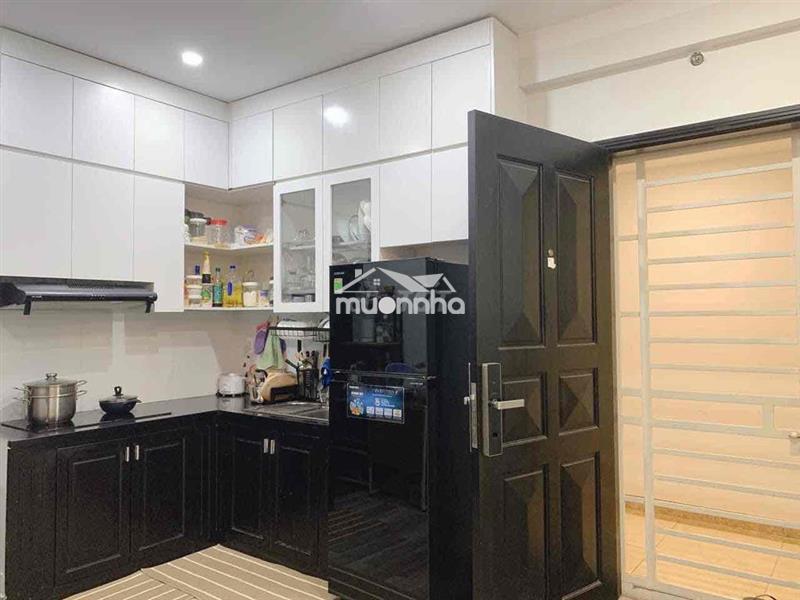 Cho thuê căn đẹp trục võ văn kiệt ở ngay