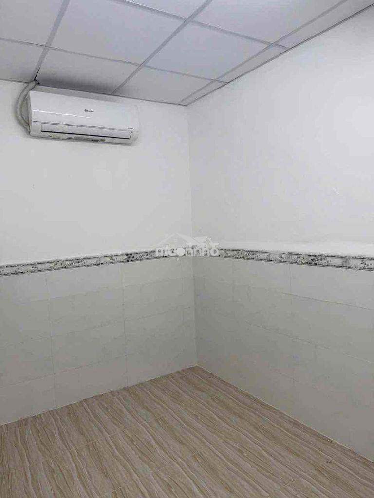 Cho thuê nhà trệt lầu 3,5x16m 3phòng sẵn 3 máy lạnh gần chợ an hoà - 4