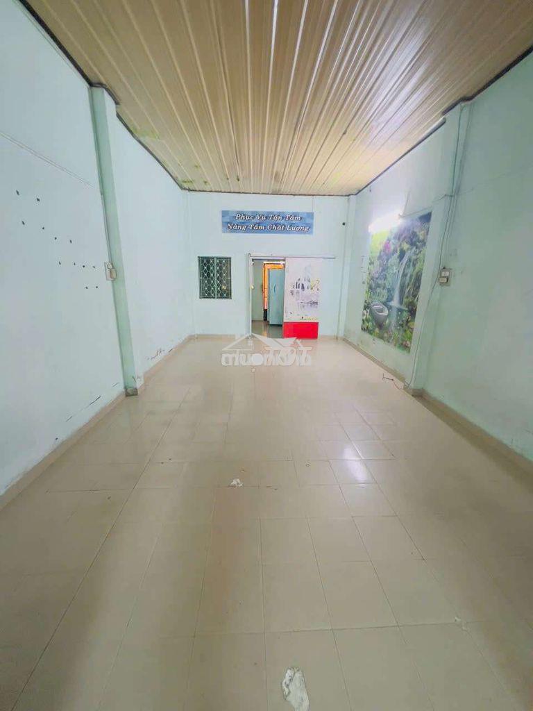 Cho thuê nhà 80m2 hẻm thông xe hơi 1/ lê văn thọ gv cấp 4  giá 8tr