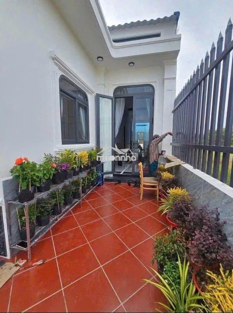 Cần tiền bán nhà phong cách châu âu ở gần bến xe củ chi giá 780 triệu - 2