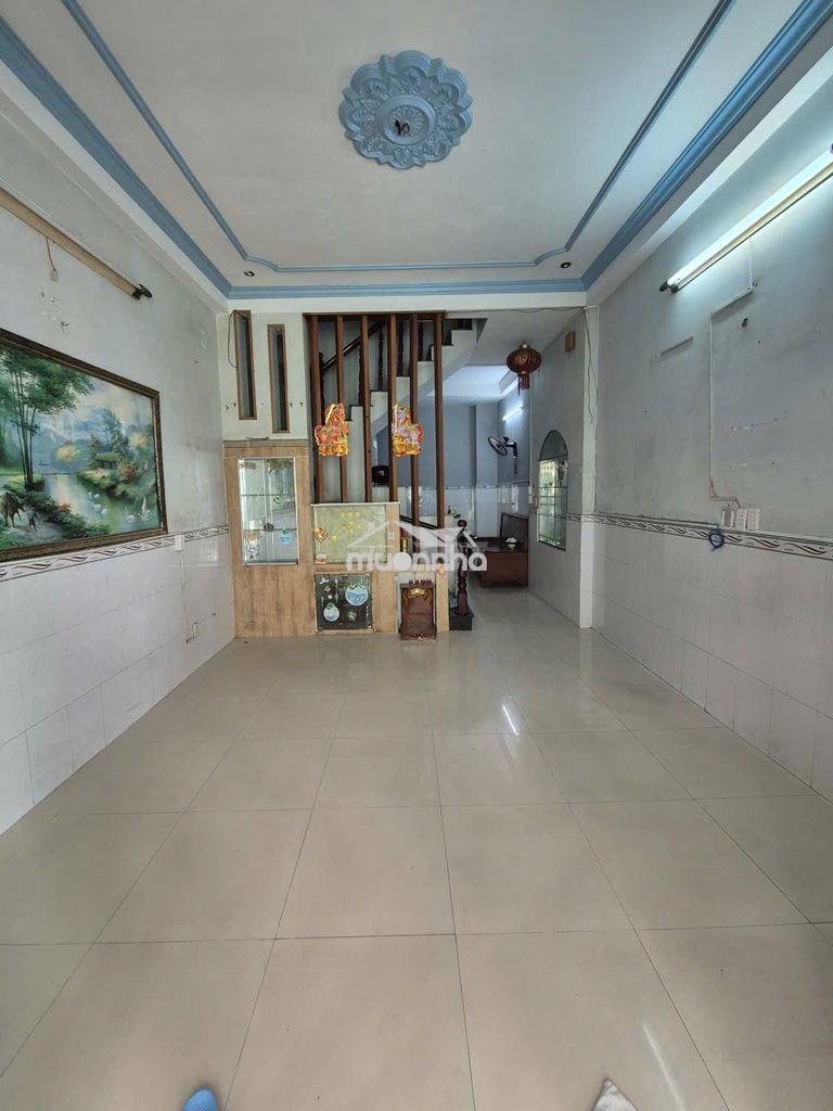 Cho thuê tây thạnh 4 x 10 m đúc 1 lầu : 2 pn , 2 wc . hẻm xe hơi 
