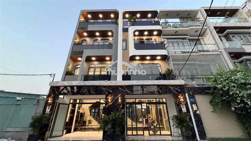 Nhà phố hiện đại xây dựng mới, có thang máy - kdc đào tông nguyên