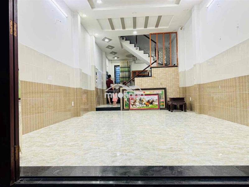 Nhà 2 lầu_ 1/ tl37 _có 3pn _giá 8 triệu_hẻm xe hơi
