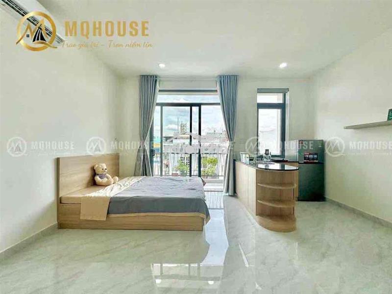 Căn hộ dịch vụ bancol ngay ngã tư bảy hiền giá ưu đãi gần q10