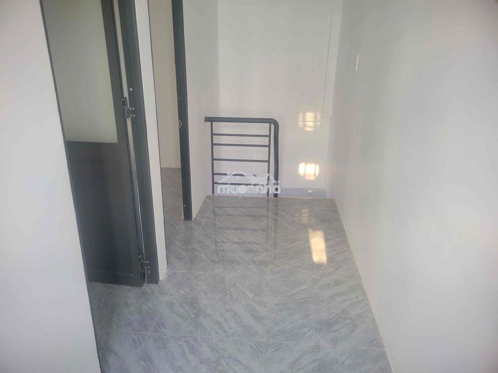 Chính chủ bán nhà  1 lầu 2 phòng đông thạnh giá 1,2 ty - 2