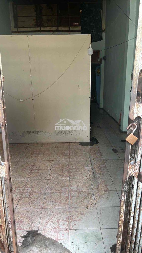 Cho thuê khu nhà dưới 40m² gồm 2 phòng trống tại quận tân phú - giá tố