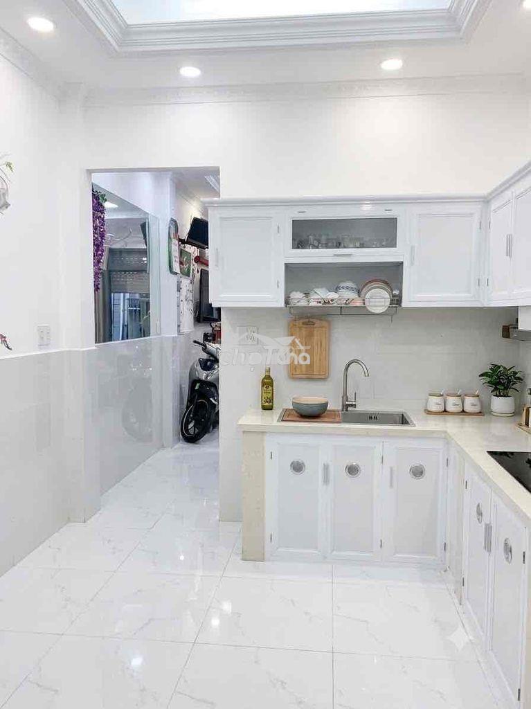 Quận 7 - 4 tỷ 990 - 7 chỗ tới nhà - nhà 3 tầng 46m² - 4pn - ngay ubnd - 4
