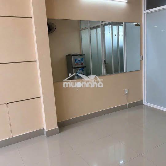 Dt gần 80m2 - dòng tiền 28tr/t - trung tâm bình thạnh - gần mặt tiền - 2