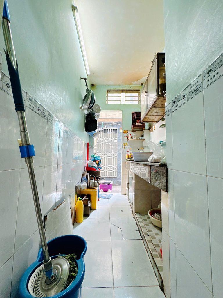 Bán nhà hẻm 3m kết cấu 1 trệt 2 lầu mái btct đường dương bá trạc q8p1 - 2