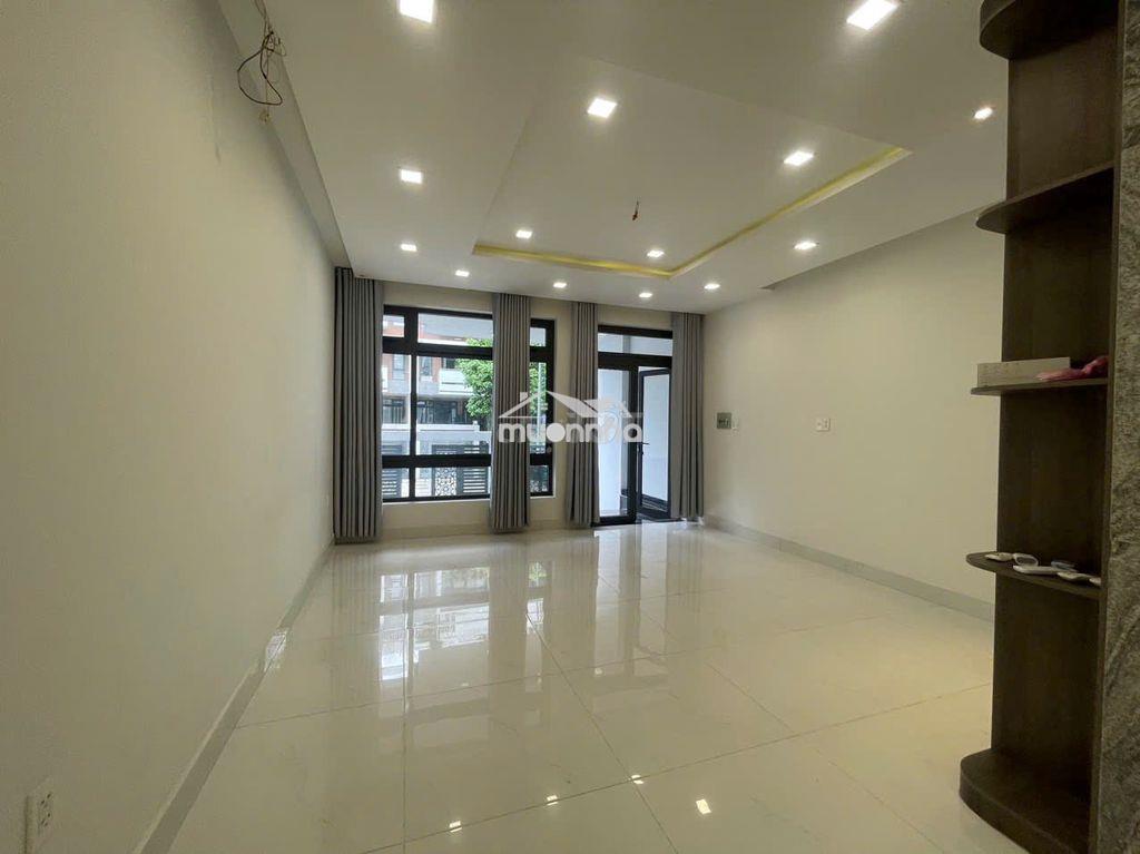 Nhà thiết kế chuẩn văn phòng 20-25 nhân sự không gian làm việc riêng - 2