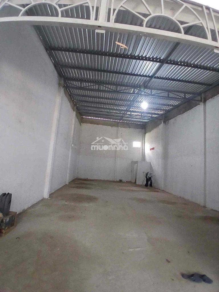 KHO .... THUỘC XÃ XUÂN THỚI ĐÔNG GẦN GIÁO XỨ BÙI MÔN... KHO CHO THUÊ T - 3
