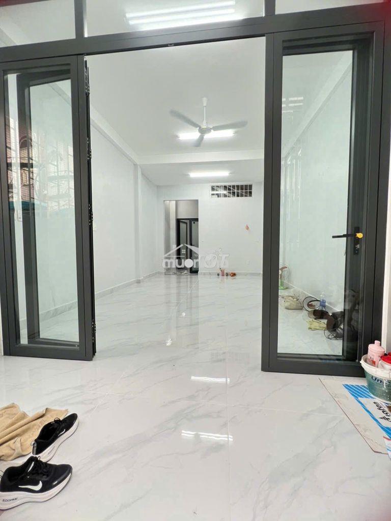 Cho thuê nhà mới đẹp hẻm xe hơi 6m. đường điện biên phủ, q.10 - 3