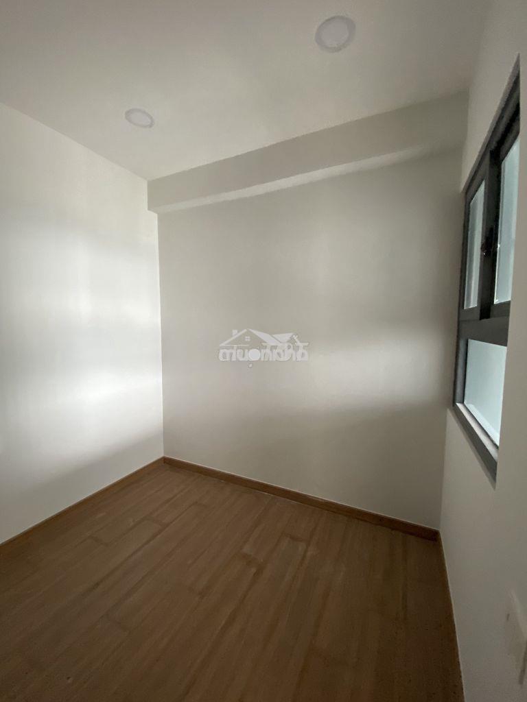 Cho thuê 2pn ntcb cạnh làng đại học chỉ 6tr