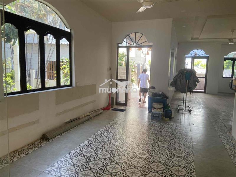 Bán nhà vị trí tốt đường nguyễn an ninh