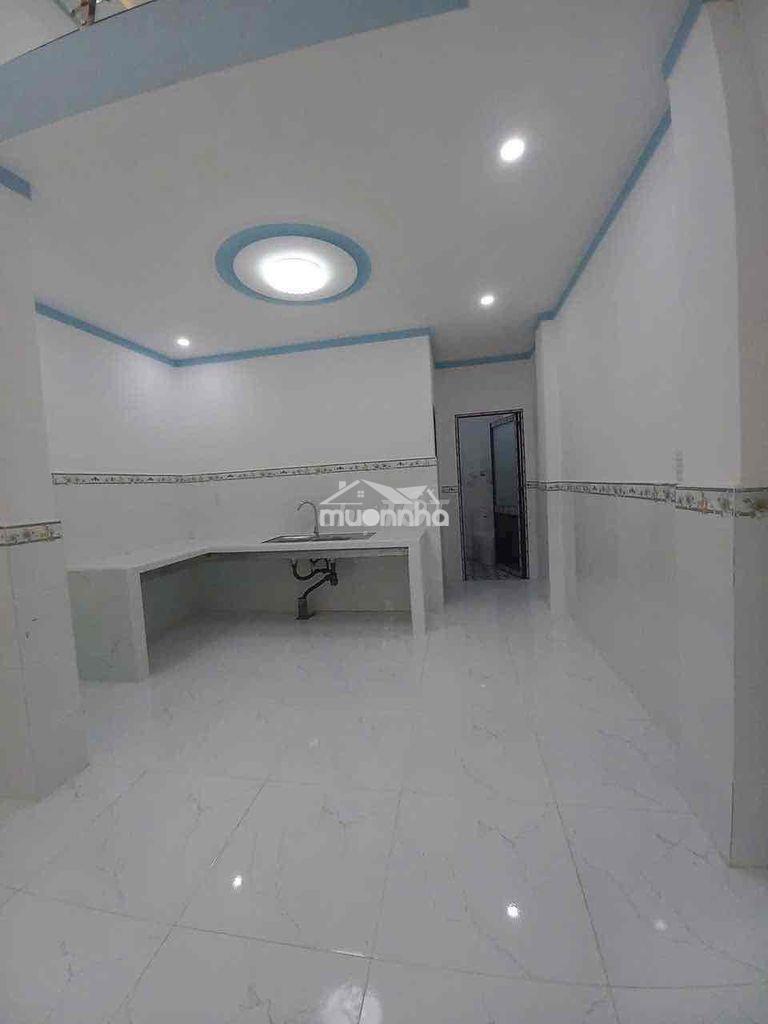 Nhà có sổ, thổ cư 100% giá 680 triệu, điện riêng nước máy - 4