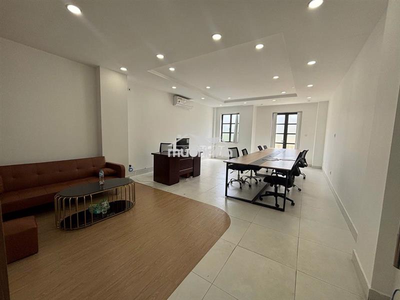 Cho thuê văn phòng cityland có ban công thang máy 5tr5