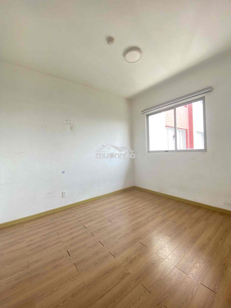 4ty299 bán nhanh căn hộ 2pn sẵn sổ - celadon city - 4