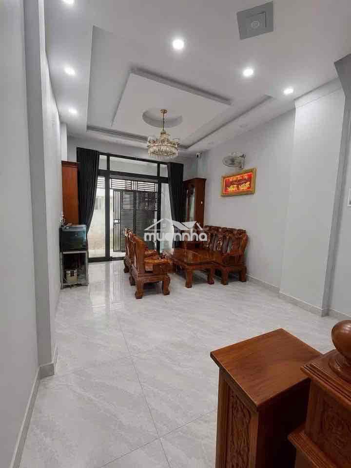 🇻🇳🇻🇳🇻🇳Nhà phố huỳnh tấn phát q7 có nội thất