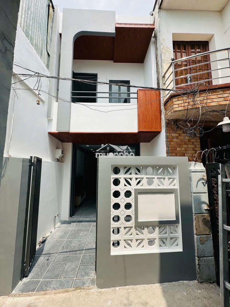 Nhà gân mặt tiên quôc lộ 50 hẻm rộng gần bên xe quận 8