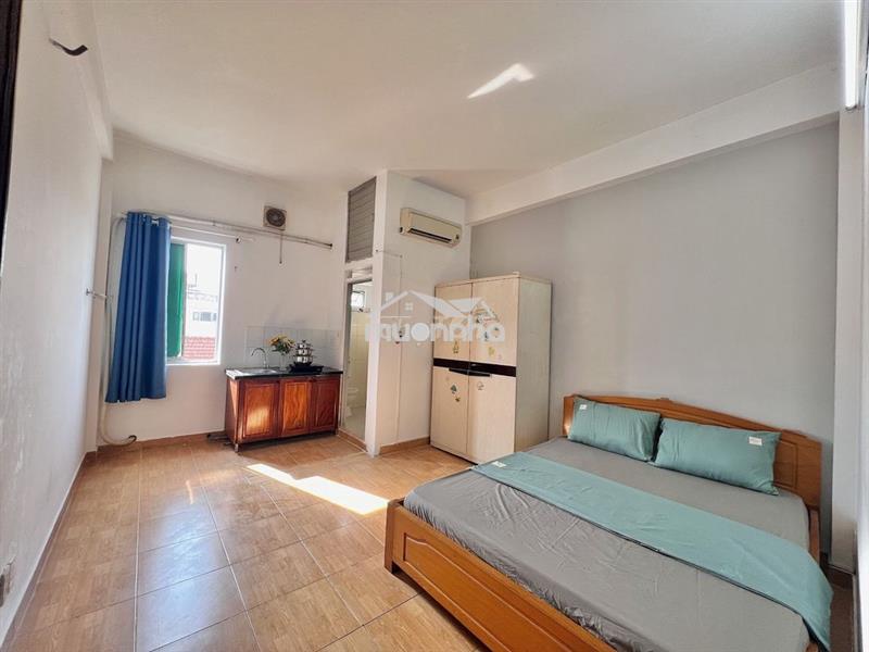 Phòng thoáng 20m2 đầy đủ nội thất ô tô tận nơi ngay đh tđt, chợ tân mỹ