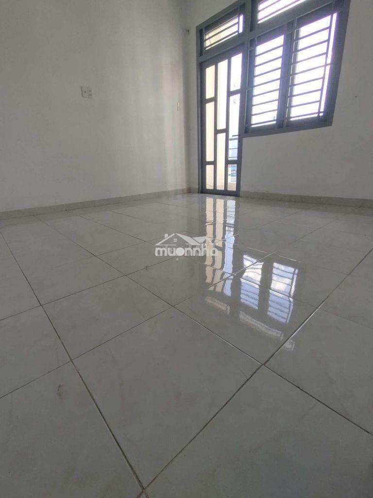 🏠 Cho thuê nhà thống nhất - hxh tới cửa - 3 tầng btct - 2pn - giá 8tr - 4