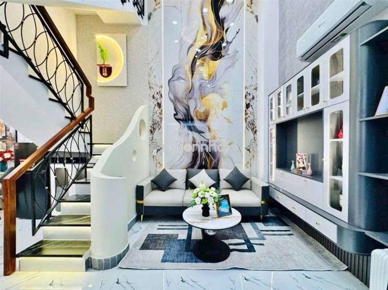 Bán nhà phú nhuận -khu đường hoa sa hoa , qua quận nhứt chỉ 1 cây cầu.