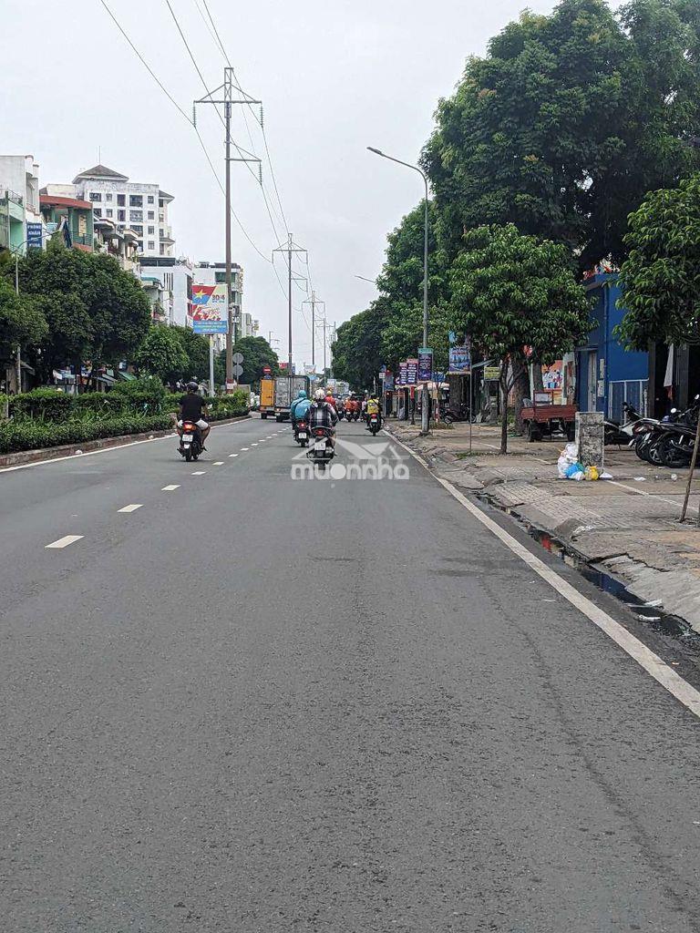 Nhà chính chủ q11 - lạc long quân - 2 tầng - 68m2 - hẻm ôtô