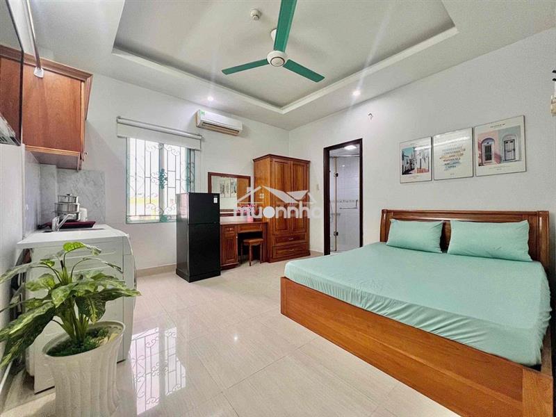 Phòng full nội thất ngay trần tuấn khải