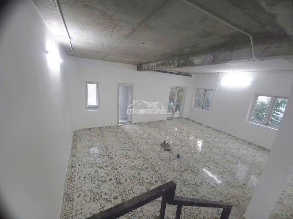 Cg- cho thuê nhà 3 tầng ngang 11m khu compound võ chí công, phú hữu q9 - 4
