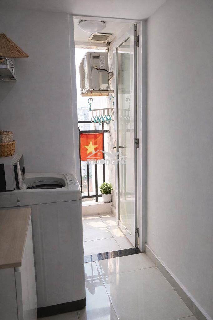 Bán gấp căn hộ 8x plus sổ hồng . 63m ít nội thất - 2