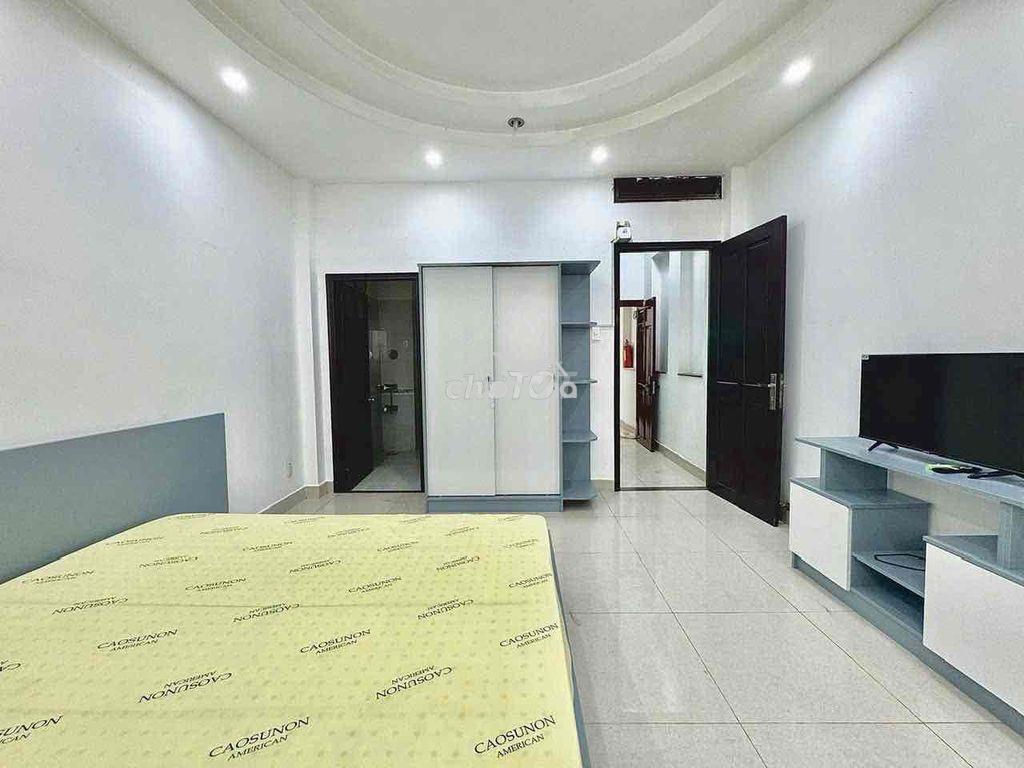 Cho thuê căn hộ tách bếp cửa sổ trời siêu thoáng nguyễn bỉnh khiêm q1 - 4