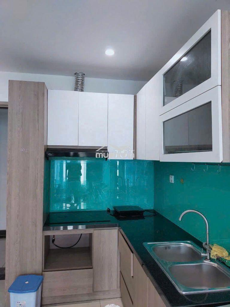 Cho thuê căn hộ 2pn1wc vinhomes grand park bếp rèm 2 giường giá tốt