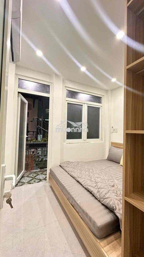 Cho thuê nhà full nội thất nguyễn oanh 10tr