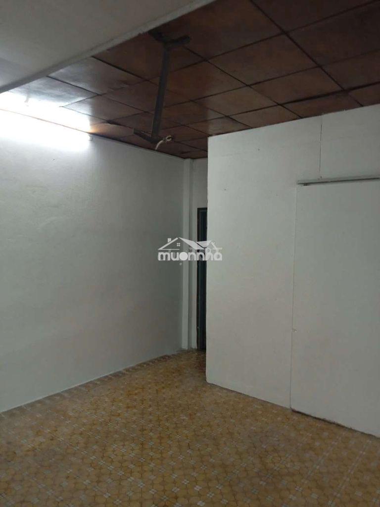Nhà lê hoàng phái p17 dt 4x12m gác suốt 2pn - 4
