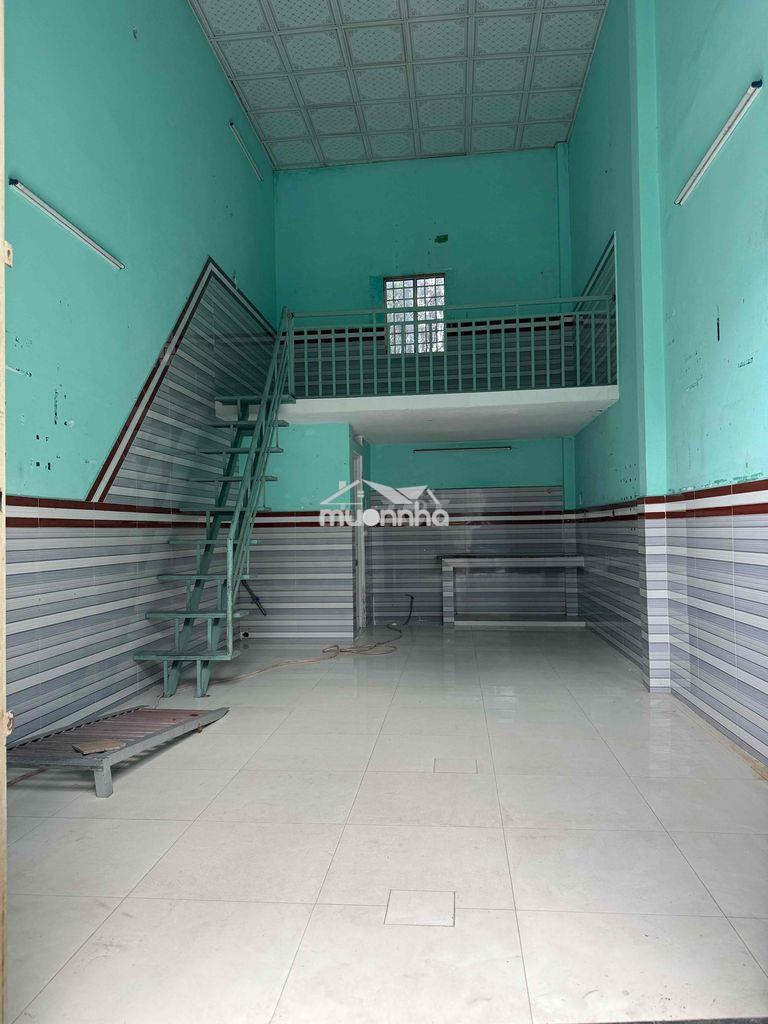 Kiot có gác cho thuê