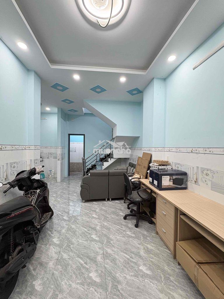 Cho thuê nhà mới có nội thất