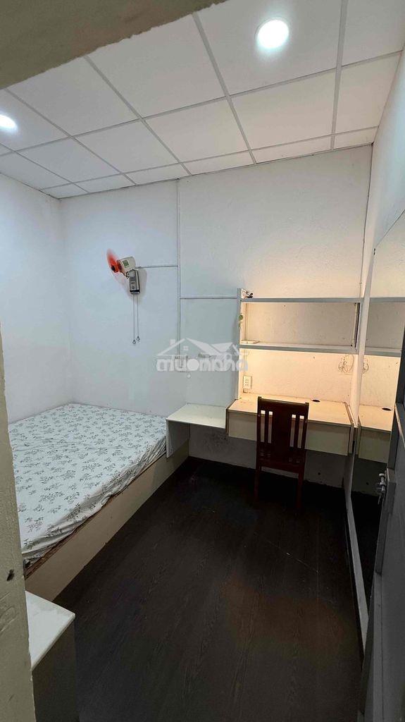 Cho thuê phòng có máy lạnh,giờ giấc tư do