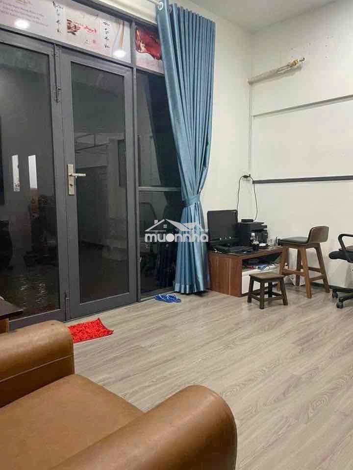Nhà nguyên căn giá rẻ 6.5tr/tháng, view bờ sông thoáng mát – 2pn, 80m2