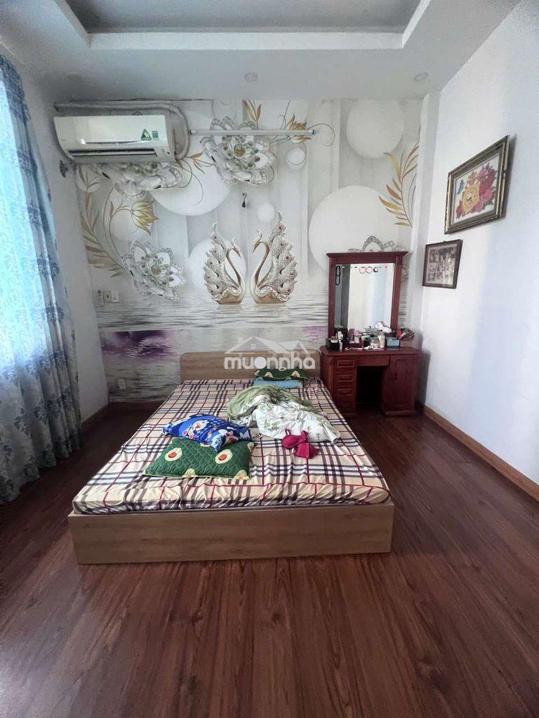 Nhà đẹp 6x15m có nội thất 4pn 5wc gần aeon – 20 triệu - 2