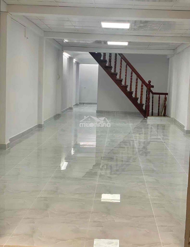 Cho thuê nhà - 80m2- 2pn + 2 wc- hẻm xe hơi, q.6- 13.5tr - 2