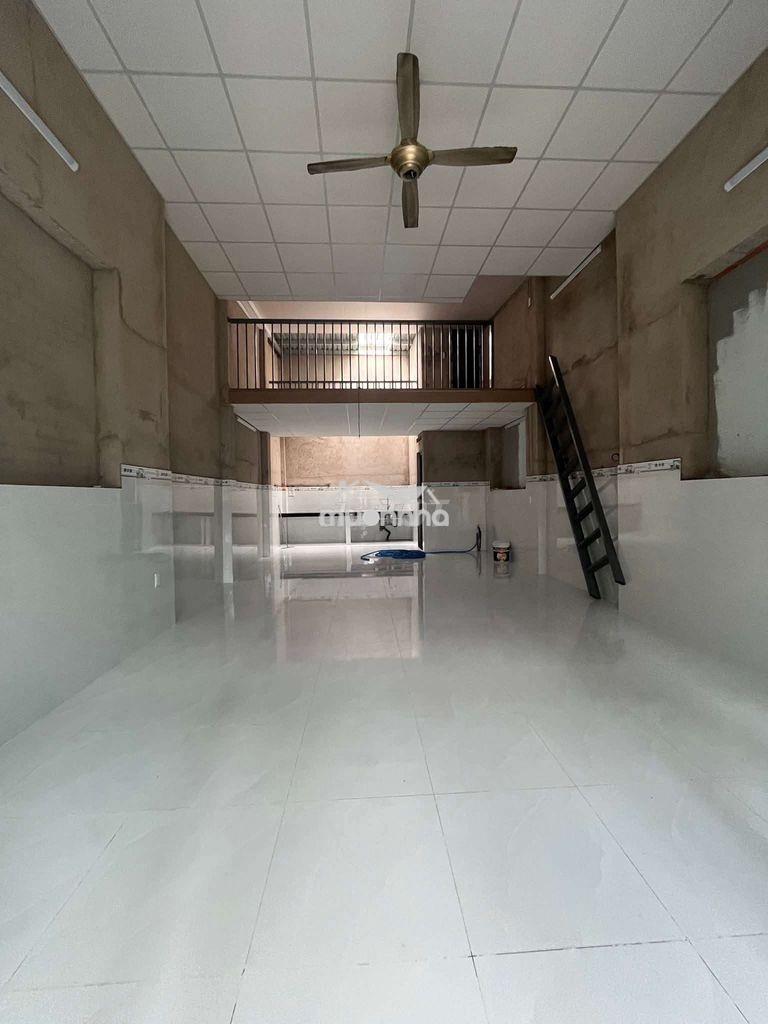 Nhà thuê gần chợ cây me  bà điểm