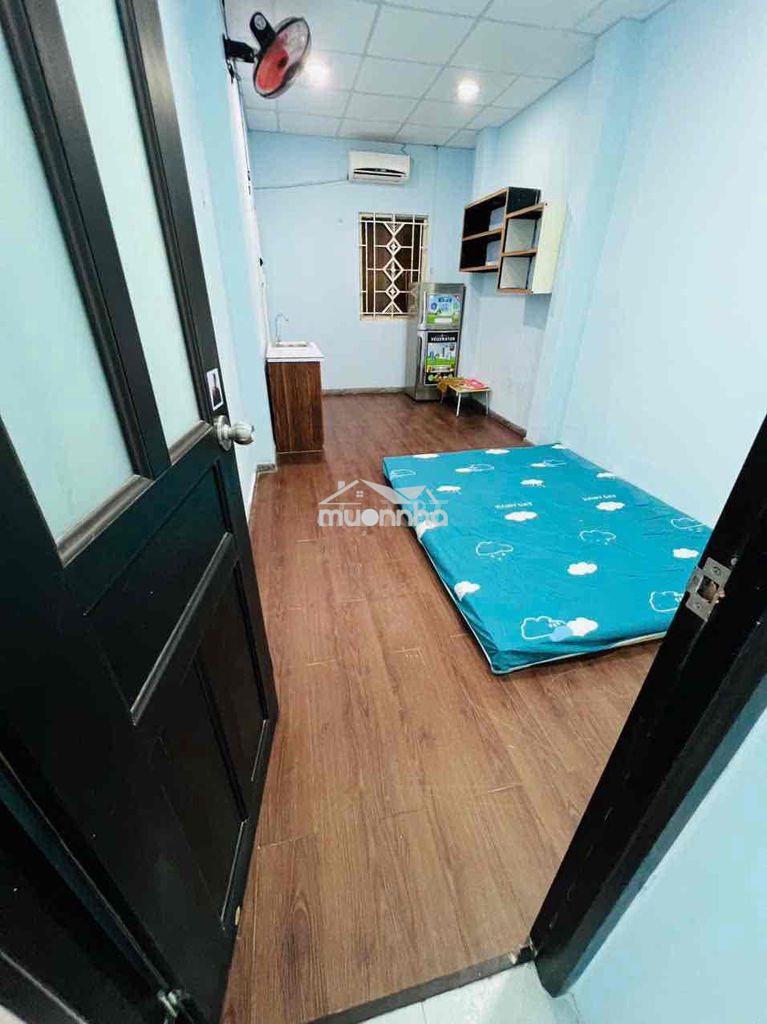 Phòng mặt tiền bắc hải full nt-kế cv lê thị riêng giá tốt,sv,gđ ở ok